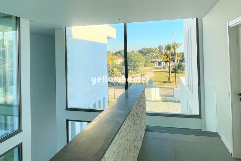 Unique contemporary villa under construction frontline golf in Vila Sol 